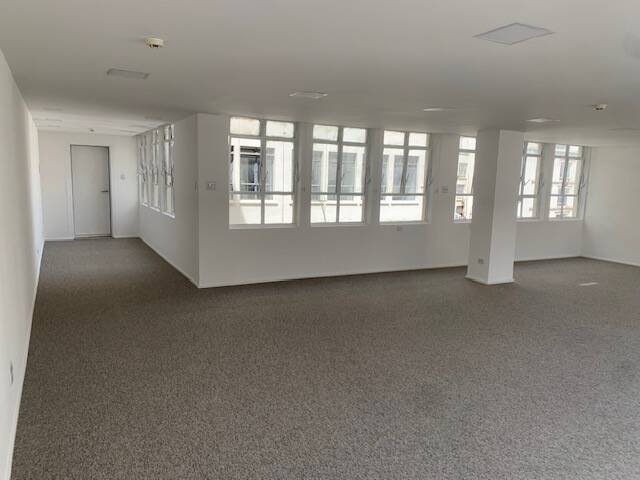 Sala para Venda em São Paulo - 2